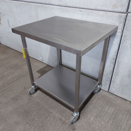 Brand New 810mm x 650mm Solid Welded Stainless Steel Centre Bench On Castors