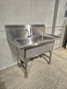Brand New 1200mm Wide Stainless Steel Extra Wide Single Pot Wash Sink