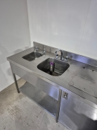 1600mm Wide Solid Welded Stainless Steel Double / Triple Bowl Sink